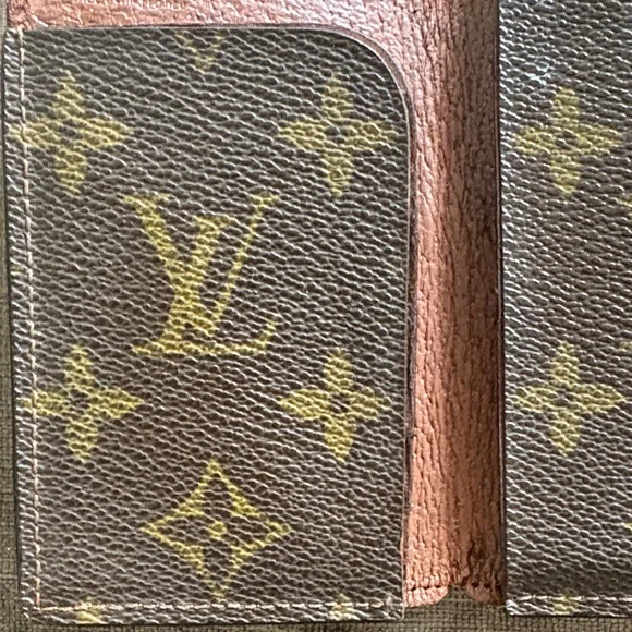 Authentic Vintage Louis Vuitton Monogram Card Case - Picture 7 of 8